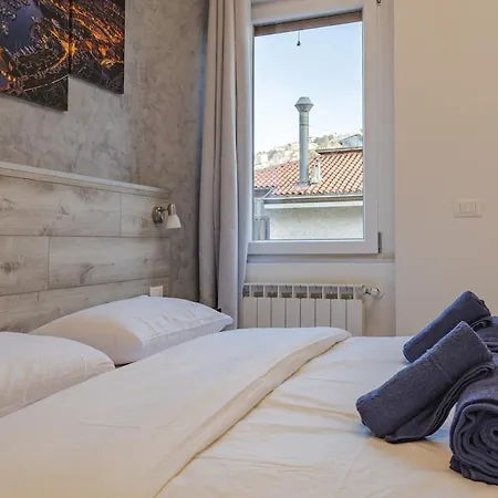 2 Bedroom Giacinti Comfort Free Wifi Daire