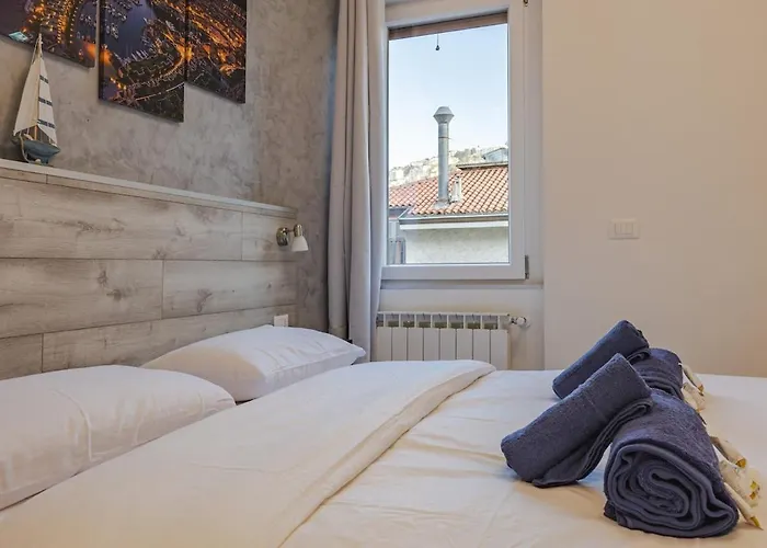 2 Bedroom Giacinti Comfort Free Wifi アパート